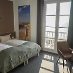 Akzent Strandhotels Seestern, Delphin & Lachs 酒店 威廉港