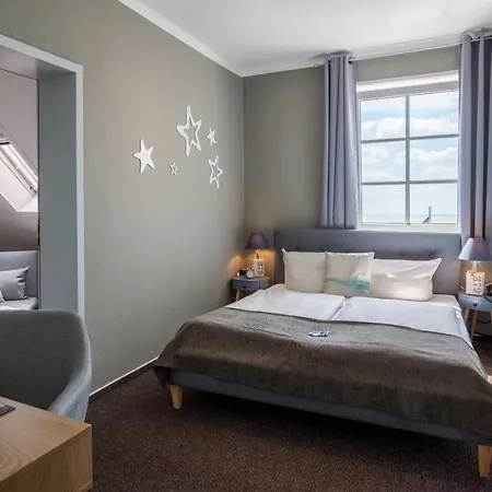 Отель Akzent Strandhotels Seestern, Delphin & Lachs Вильгельмсхафен