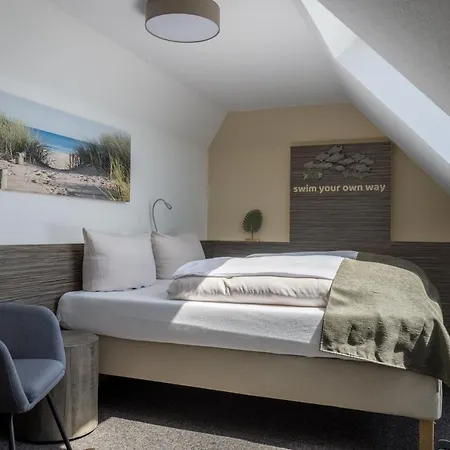 Отель Akzent Strandhotels Seestern, Delphin & Lachs