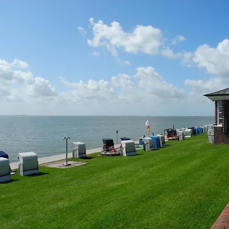 Отель Akzent Strandhotels Seestern, Delphin & Lachs Вильгельмсхафен