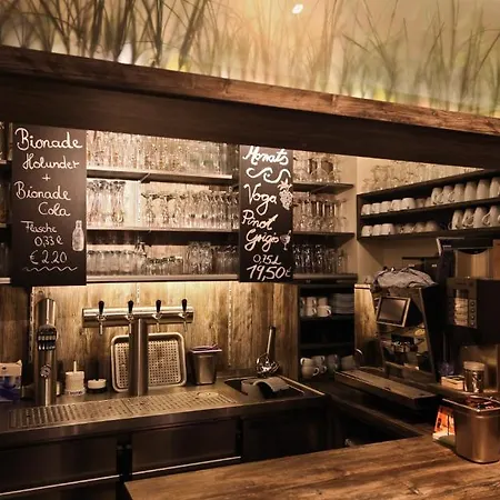 Отель Akzent Strandhotels Seestern, Delphin & Lachs